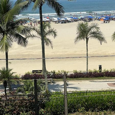Guilhermina Pe Na Areia Vista Mar Praia Grande (Santos) Exterior foto