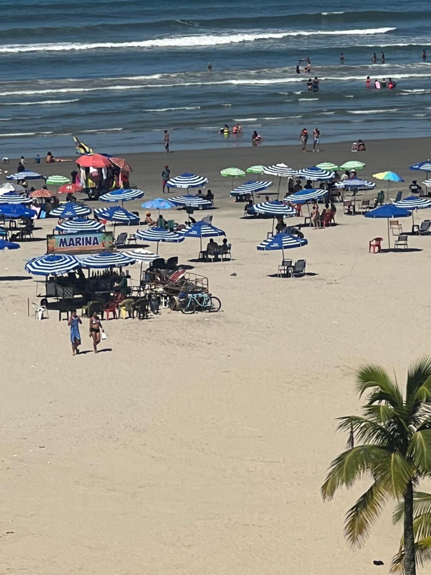 Guilhermina Pe Na Areia Vista Mar Praia Grande (Santos) Exterior foto